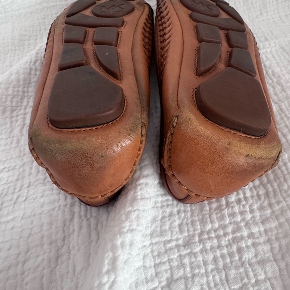 Michael Kors Tan Leather MK Logo Ballet Flats - Picture 6 of 6
